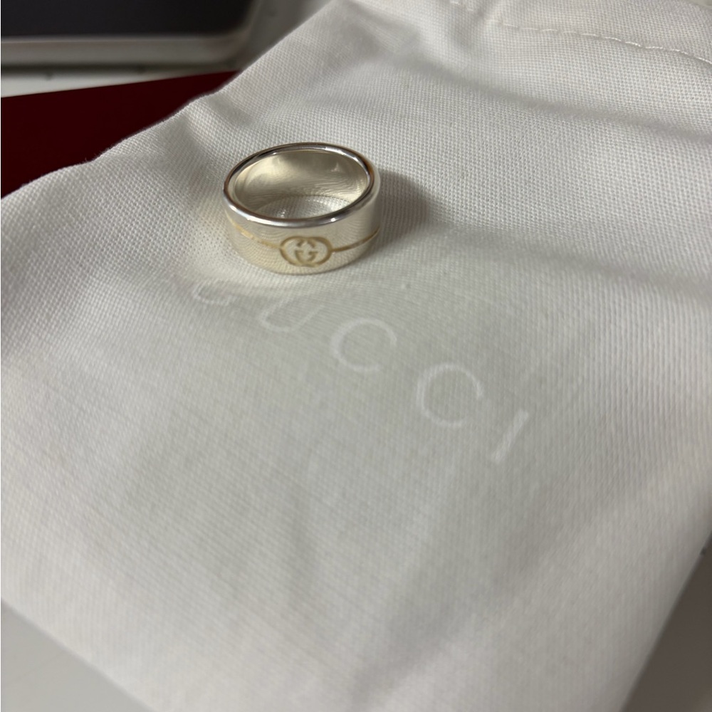 Gucci Silver Band with Gold Detail - Picture 3 of 3